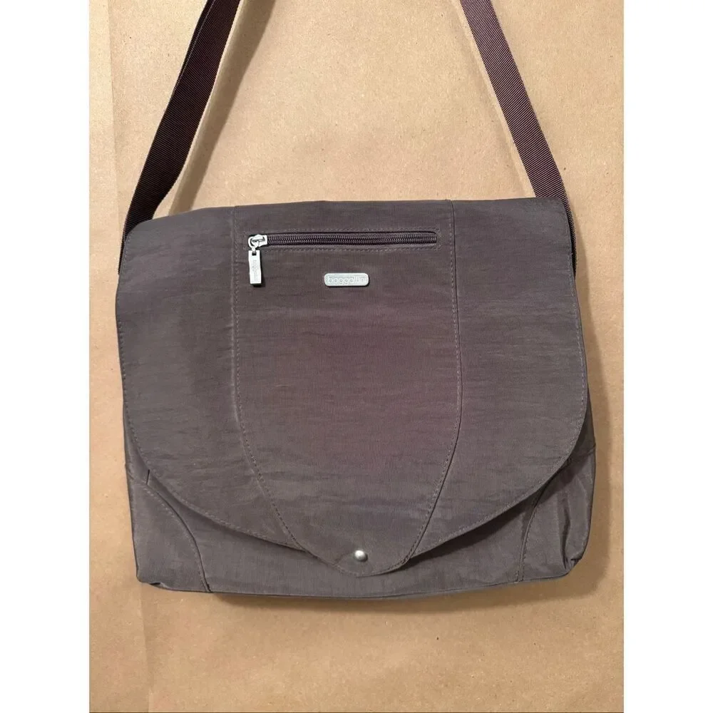 Baggallini Neighborhood Laptop Bag